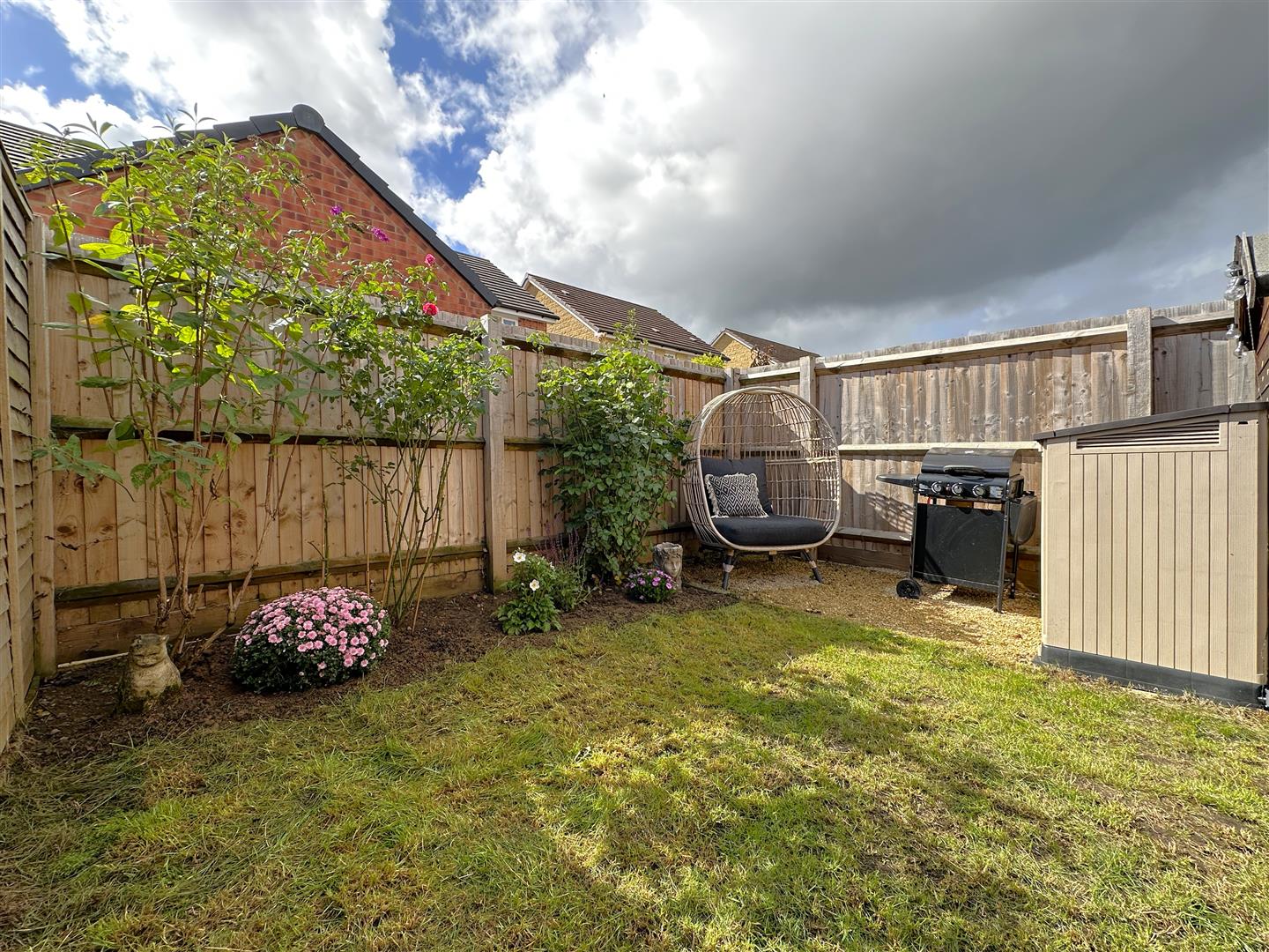 Deere Avenue, Chippenham